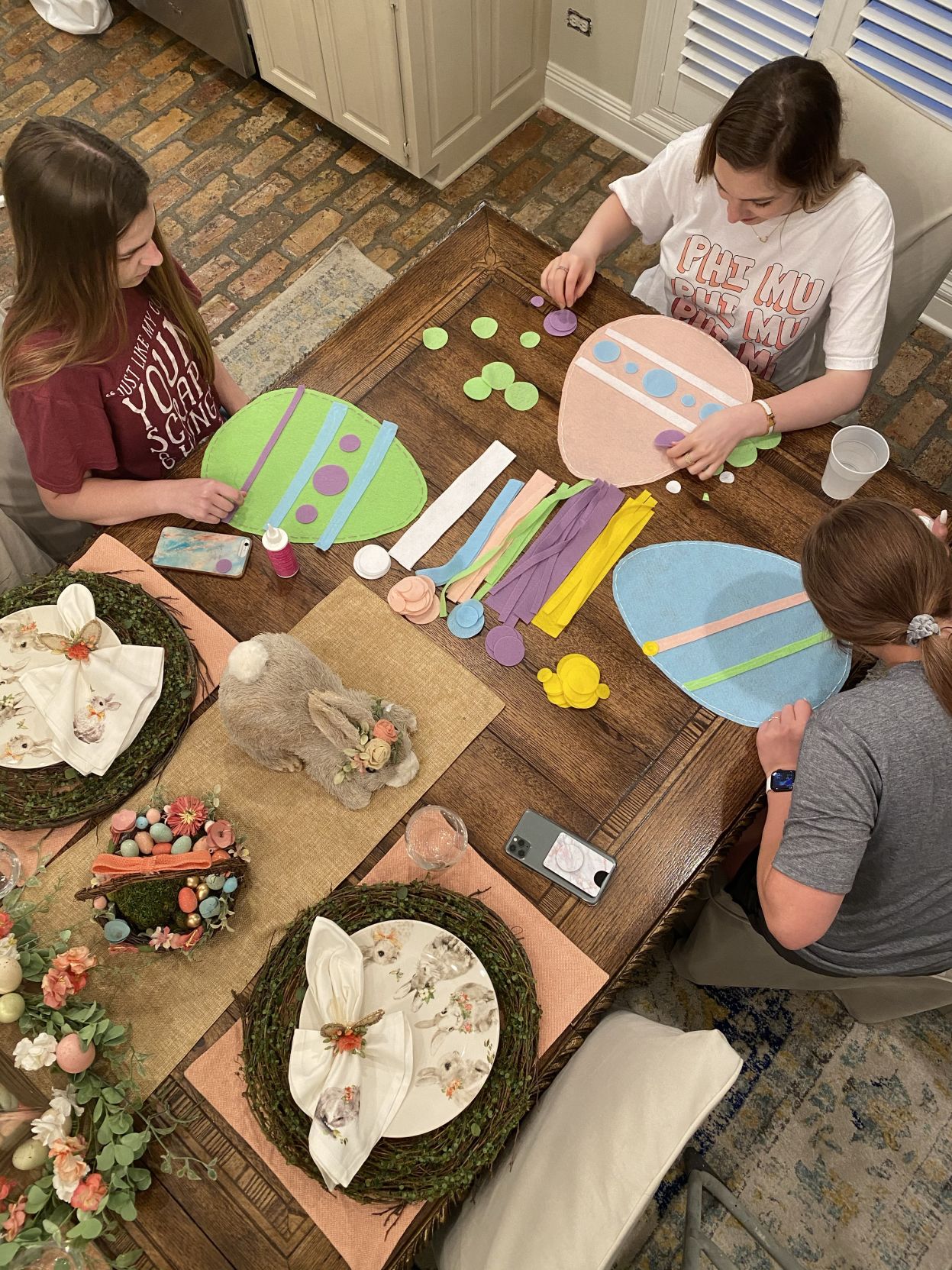 Table Runner2